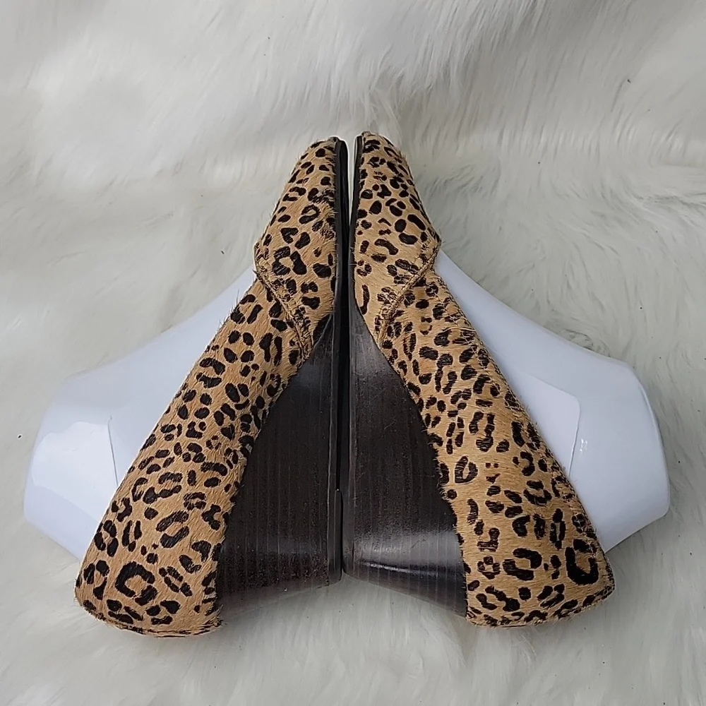 STEVEN STEVE MADDEN Bamba1 Leopard Animal Print Calf Hair Peep Toe Wedge Heels 8